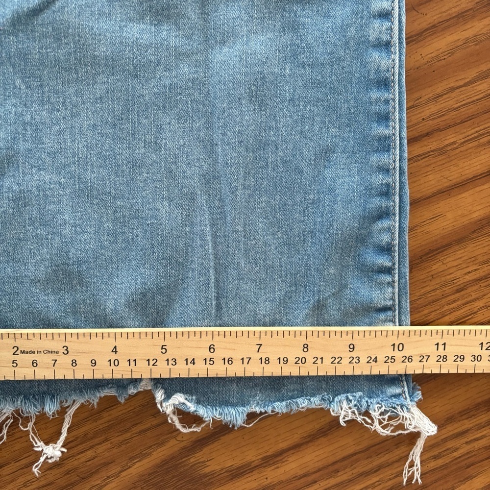 American Eagle Jeans Women Flared High Rise Distressed Stretch Denim Sz 6 - Picture 13 of 16